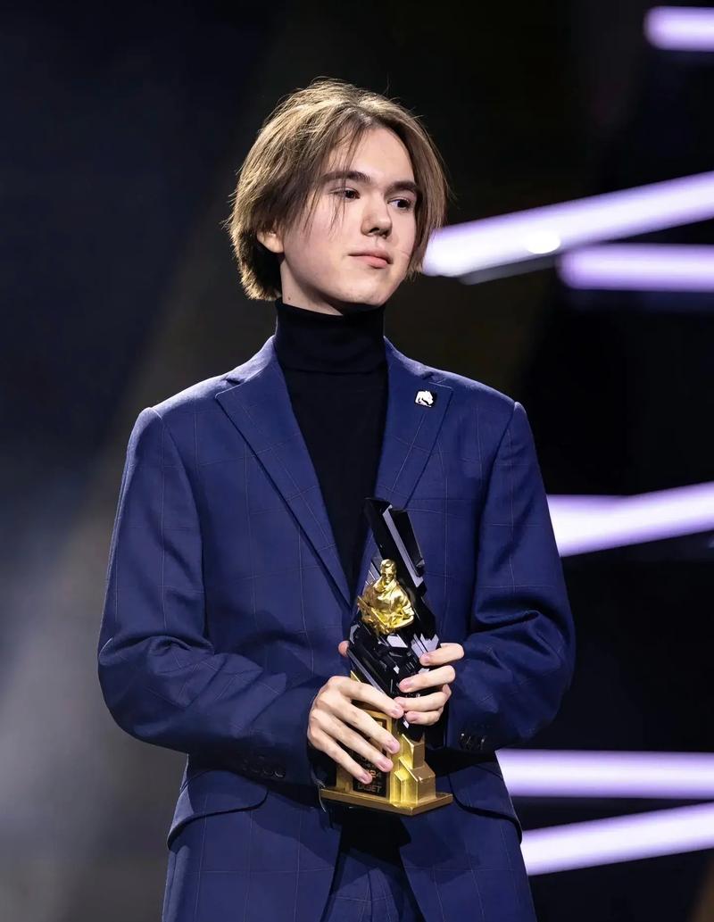 Nongshim RedForce 和 Hanwha Life Esports 在 LCK 2025 赛季中获得胜利