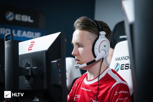 资讯没有竞技分奴与人机的绝地求生能多快乐